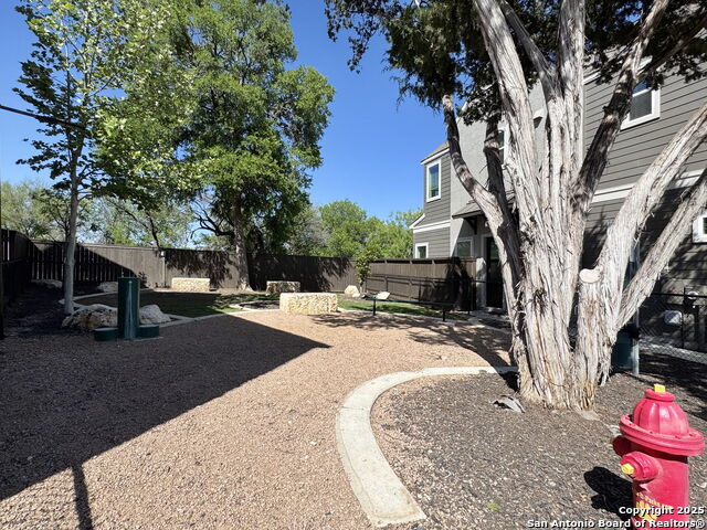 Image 32 of 32 For 5843 Whitby Rd  17