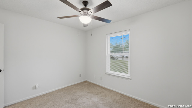 Listing photo id 18 for 2221 Michigan