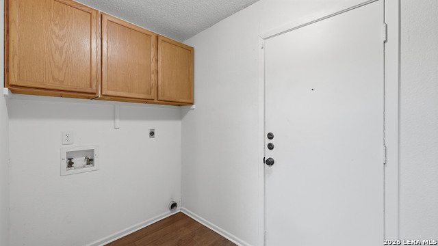 Listing photo id 20 for 2221 Michigan