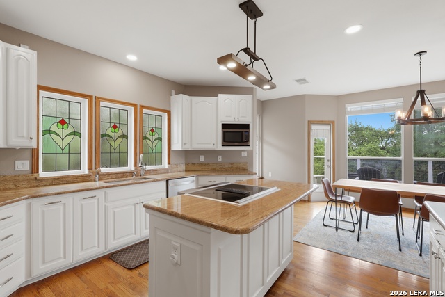 Image 2 of 31 For 377 Eden Ranch Dr