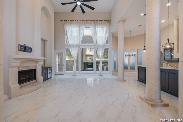 Image 11 of 40 For 3 Benchwood Cir