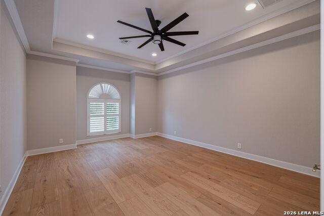 Image 27 of 40 For 3 Benchwood Cir