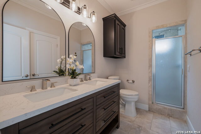 Image 28 of 40 For 3 Benchwood Cir