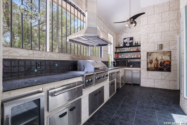 Image 37 of 40 For 3 Benchwood Cir