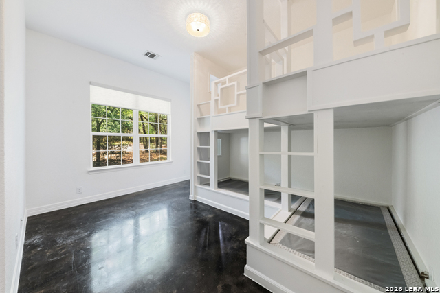 Image 28 of 33 For 2607 Kangaroo