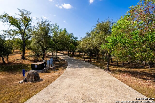 Image 4 of 76 For 130 Grey Mist