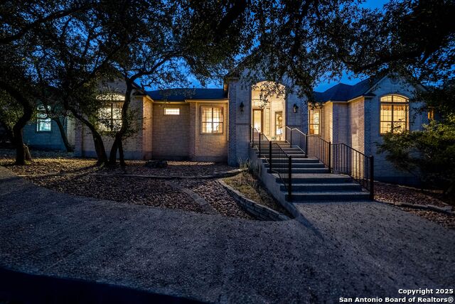 Image 68 of 76 For 130 Grey Mist