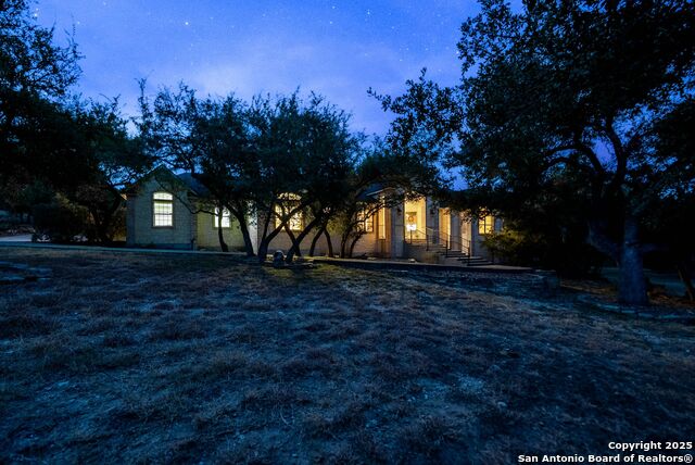 Image 70 of 76 For 130 Grey Mist