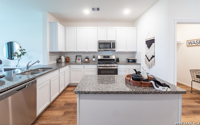 Image 6 of 16 For 11163 Hollinger Cir