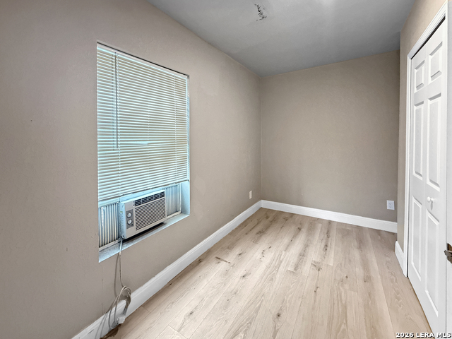 Image 2 of 6 For 224 Pyron W B