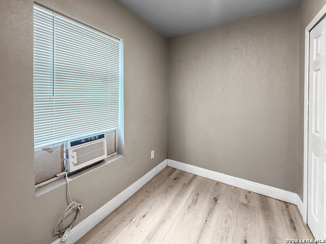 Image 6 of 6 For 224 Pyron W B