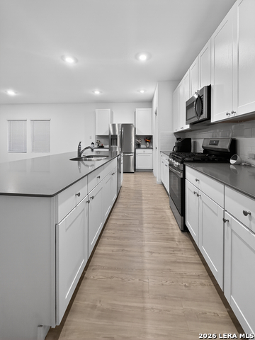 Image 6 of 19 For 14006 Roller Mls