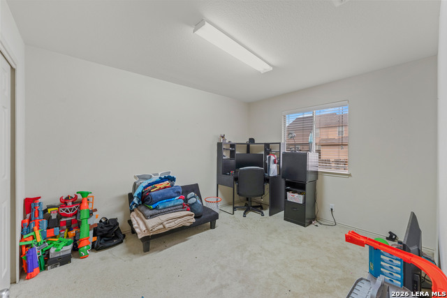 Image 15 of 21 For 10302 Buescher Ln