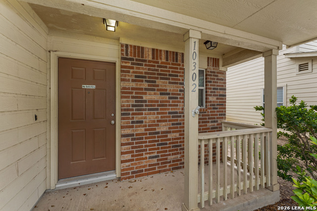 Image 2 of 21 For 10302 Buescher Ln