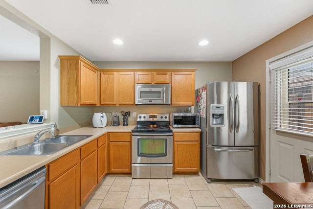 Image 6 of 21 For 10302 Buescher Ln