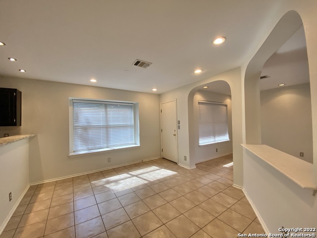 Image 5 of 29 For 9338 Bartlett Fls