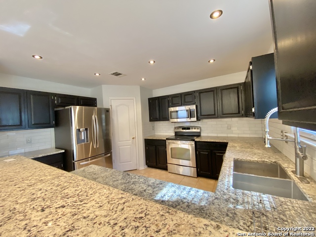 Image 9 of 29 For 9338 Bartlett Fls