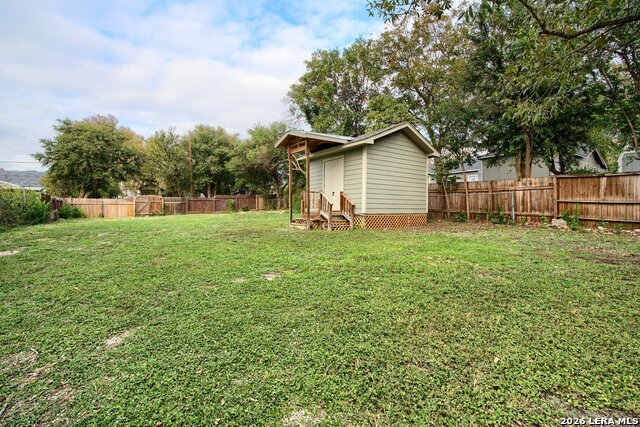 Image 11 of 14 For 521 Dawson St