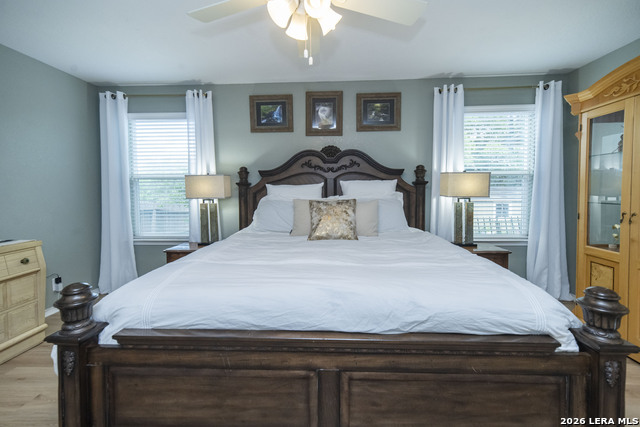 Image 17 of 48 For 414 Eastern Phoebe