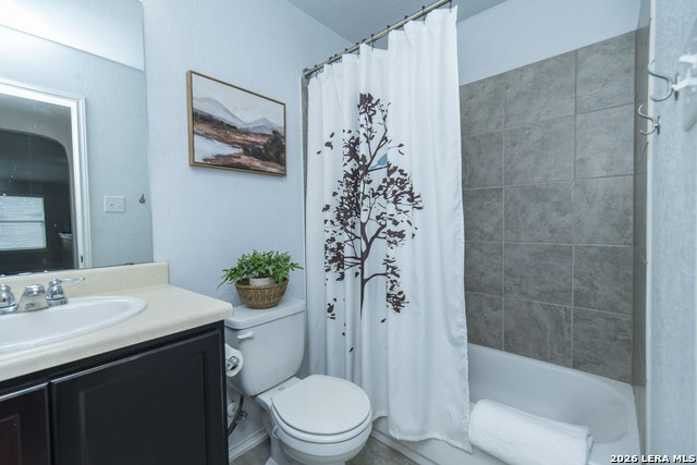 Image 33 of 48 For 414 Eastern Phoebe