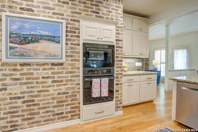 Image 11 of 23 For 14 Granburg Cir