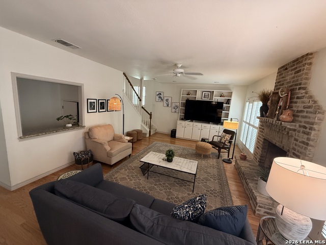 Image 15 of 23 For 14 Granburg Cir