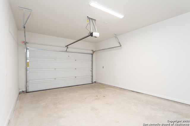 Image 10 of 19 For 13902 Enzo Gate  102