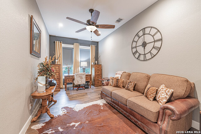 Image 14 of 73 For 128 Bridgewater Dr