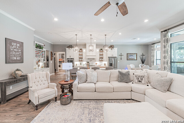 Image 17 of 73 For 128 Bridgewater Dr