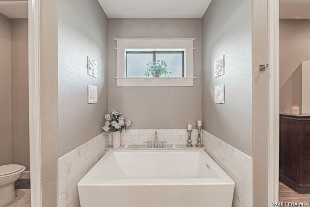 Image 38 of 73 For 128 Bridgewater Dr