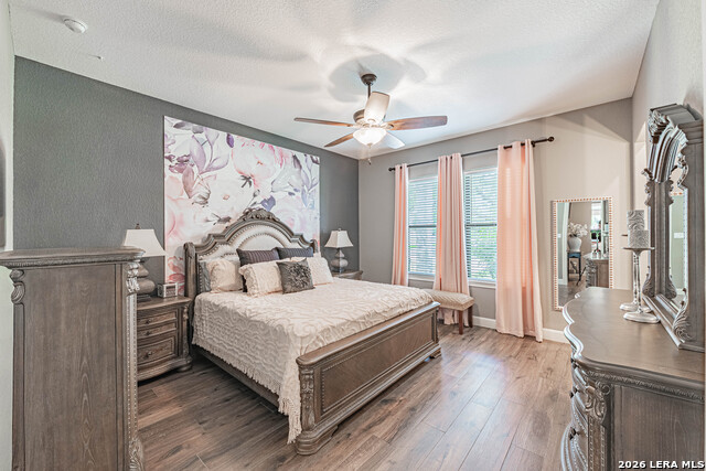 Image 43 of 73 For 128 Bridgewater Dr