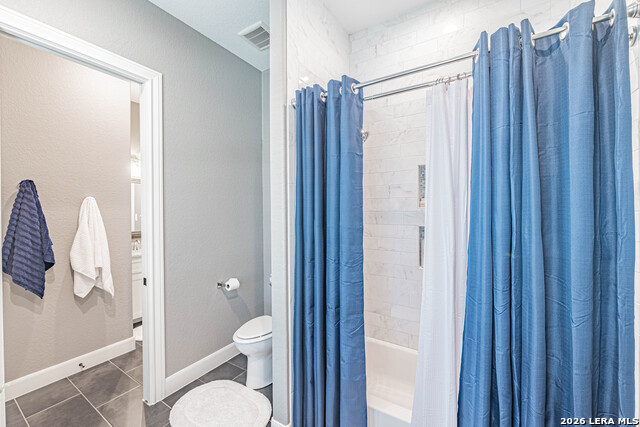 Image 46 of 73 For 128 Bridgewater Dr