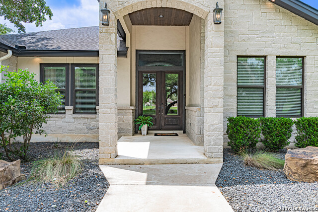 Image 6 of 73 For 128 Bridgewater Dr