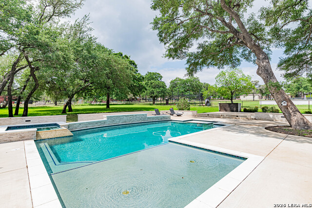 Image 61 of 73 For 128 Bridgewater Dr