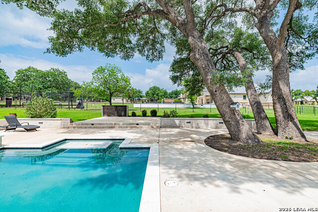 Image 62 of 73 For 128 Bridgewater Dr