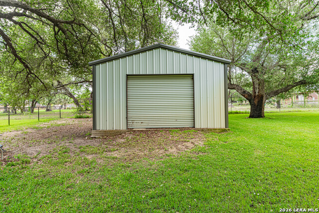 Image 68 of 73 For 128 Bridgewater Dr