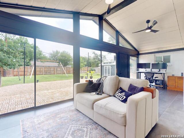 Image 17 of 41 For 215 Trafalgar Rd