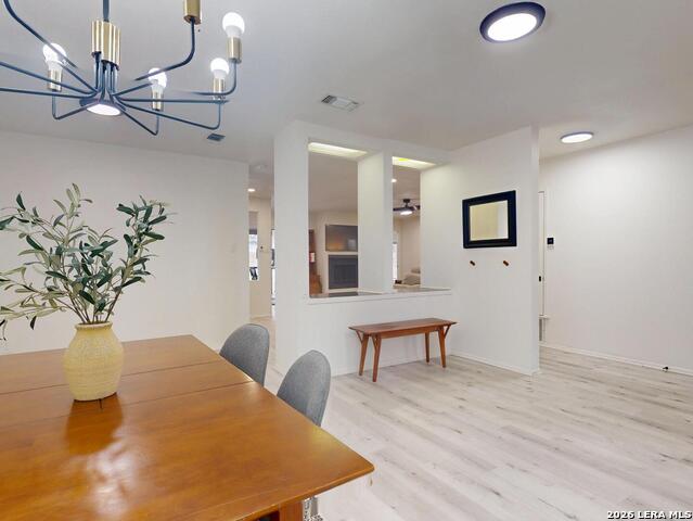 Image 6 of 41 For 215 Trafalgar Rd