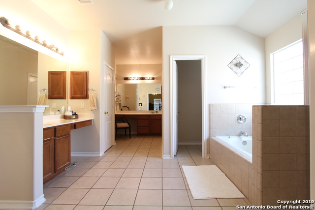 Image 17 of 26 For 968 Persian Garden