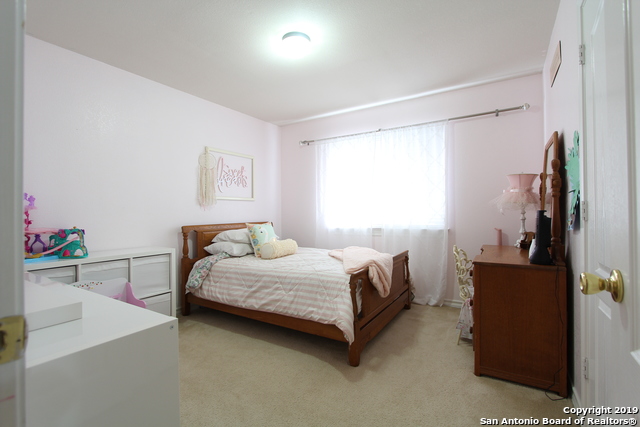 Image 18 of 26 For 968 Persian Garden