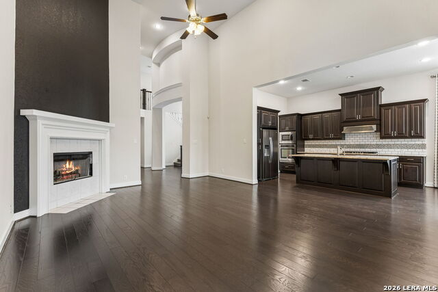 Image 12 of 55 For 25847 Warbler View