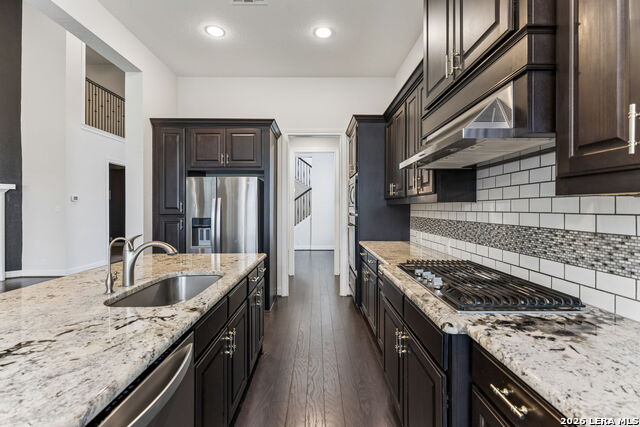 Image 17 of 55 For 25847 Warbler View