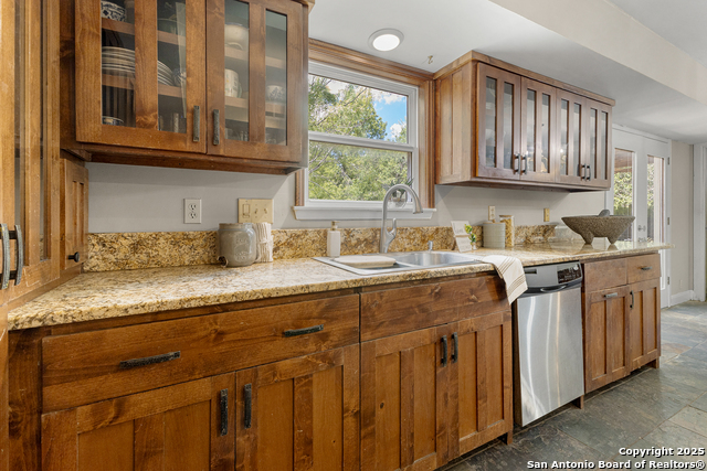 Image 11 of 18 For 13711 Hunters Moss