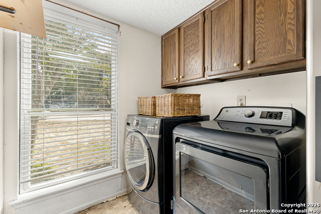 Image 13 of 18 For 13711 Hunters Moss