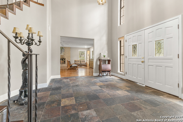 Image 3 of 18 For 13711 Hunters Moss