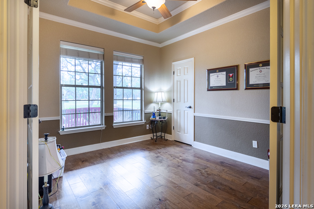 Image 18 of 38 For 1071 Glenwood