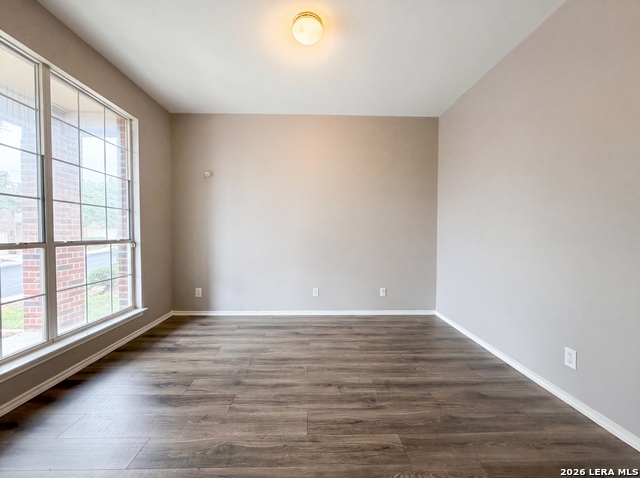 Image 6 of 17 For 26902 Sparrow Rdg