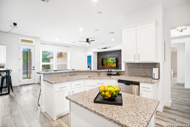 Image 14 of 45 For 145 Mary Ella Dr