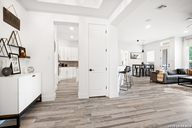 Image 6 of 45 For 145 Mary Ella Dr