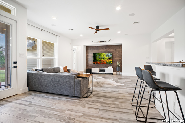 Image 8 of 45 For 145 Mary Ella Dr